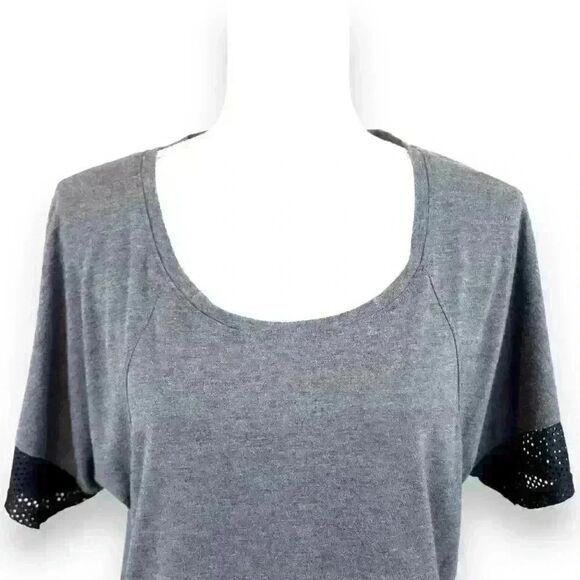 Marika Gray Sport Top T-Shirt w/ Black Mesh Back, Cuffs & Hem Size Large - Picture 8 of 8